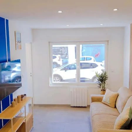 Walk To & Town I Spa, Garage & Breakfast Optional 公寓 *